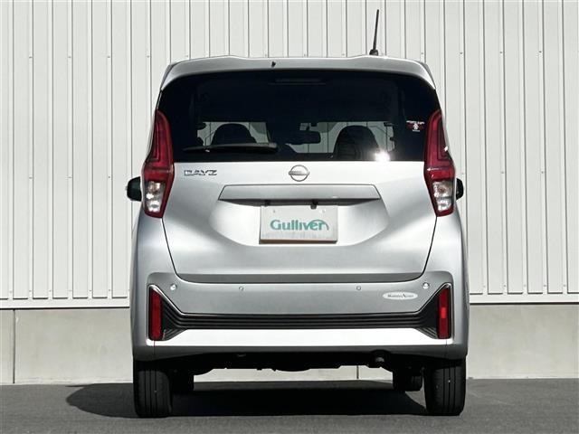 デイズ Ｘ　純正メモリーナビ　ＭＭ２２３－ＤＬ　ＡＭ　ＦＭ　Ｂｌｕｅｔｏｏｔｈ　フルセグＴＶ　前後ドラレコ映像　アラウンドビューモニター　エマージェンシーブレーキ　純正デジタルインナーミラー　電格ミラー　ＥＴＣ（26枚目）