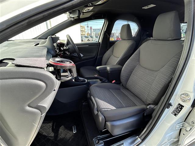 ヤリス ハイブリッドＺ　純正８インチディスプレイオーディオ／ＧＲエアロ／バックカメラ／ＥＴＣ２．０／前後ドラレコ／ステアリングスイッチ／シートヒーター／電動格納ミラー／ドライブモード／ＥＶモード（20枚目）