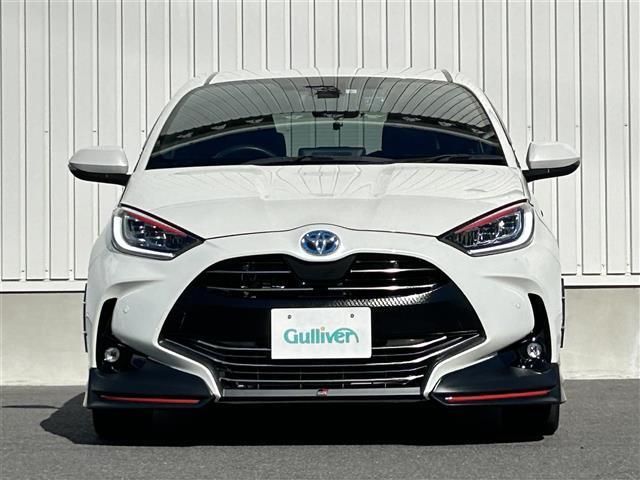 ヤリス ハイブリッドＺ　純正８インチディスプレイオーディオ／ＧＲエアロ／バックカメラ／ＥＴＣ２．０／前後ドラレコ／ステアリングスイッチ／シートヒーター／電動格納ミラー／ドライブモード／ＥＶモード（27枚目）