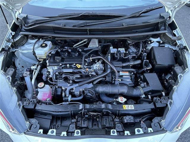 ヤリス ハイブリッドＺ　純正８インチディスプレイオーディオ／ＧＲエアロ／バックカメラ／ＥＴＣ２．０／前後ドラレコ／ステアリングスイッチ／シートヒーター／電動格納ミラー／ドライブモード／ＥＶモード（30枚目）