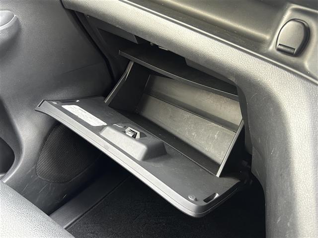 セレナ ハイウェイスター VセレクションII ワンオーナー 純正9インチメモリナビ(CD/DVD/SD/USB/Bluetooth)フルセグテレビ 純正フリップダウンモニター セーフティパックB プロパイロット(21枚目)