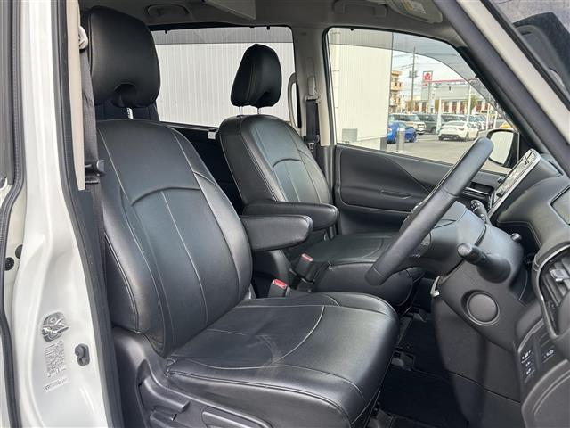 セレナ ハイウェイスター VセレクションII ワンオーナー 純正9インチメモリナビ(CD/DVD/SD/USB/Bluetooth)フルセグテレビ 純正フリップダウンモニター セーフティパックB プロパイロット(24枚目)