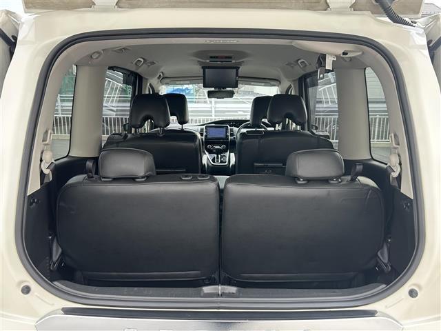 セレナ ハイウェイスター VセレクションII ワンオーナー 純正9インチメモリナビ(CD/DVD/SD/USB/Bluetooth)フルセグテレビ 純正フリップダウンモニター セーフティパックB プロパイロット(30枚目)