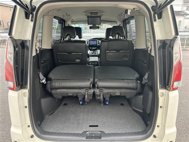 セレナ ハイウェイスター VセレクションII ワンオーナー 純正9インチメモリナビ(CD/DVD/SD/USB/Bluetooth)フルセグテレビ 純正フリップダウンモニター セーフティパックB プロパイロット(32枚目)