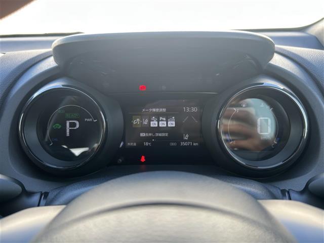 ヤリス ハイブリッドZ 純正ディスプレイオーディオ (FM/AM/BT/Miracast/USB) トヨタセーフティーセンス シートヒーター クルーズコントロール バックカメラ 電格ミラー LTA PCS(5枚目)