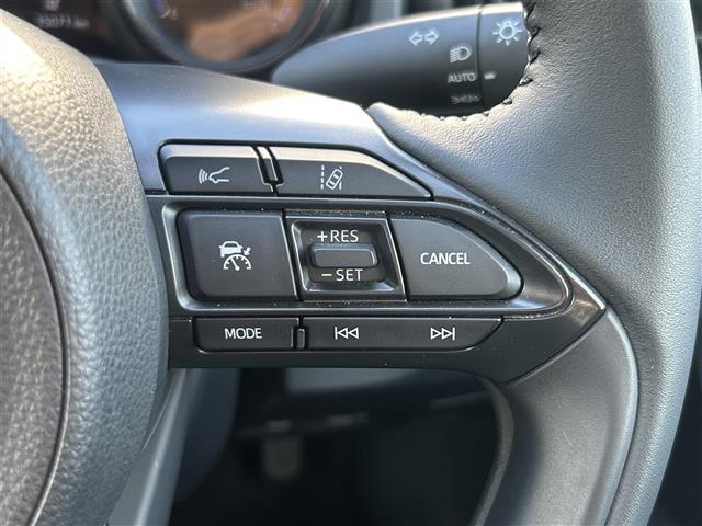 ヤリス ハイブリッドZ 純正ディスプレイオーディオ (FM/AM/BT/Miracast/USB) トヨタセーフティーセンス シートヒーター クルーズコントロール バックカメラ 電格ミラー LTA PCS(10枚目)