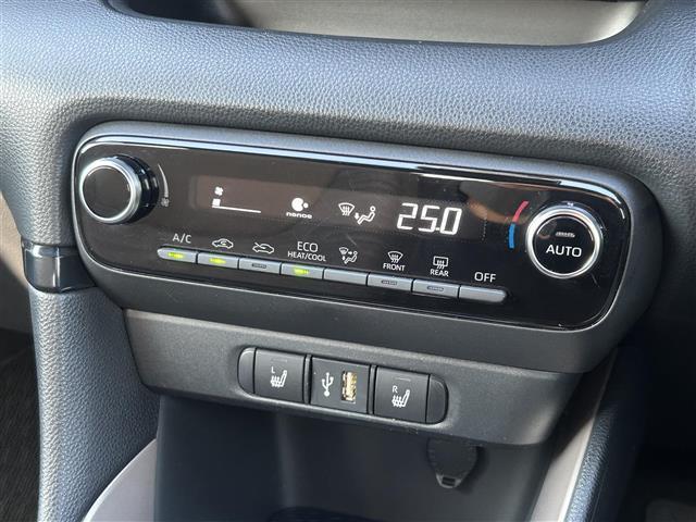 ヤリス ハイブリッドZ 純正ディスプレイオーディオ (FM/AM/BT/Miracast/USB) トヨタセーフティーセンス シートヒーター クルーズコントロール バックカメラ 電格ミラー LTA PCS(13枚目)