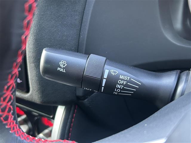 86 GT ブラックリミテッド ☆ワンオーナー☆6MT純正SDナビAMFMCDDVDBTフルセグTVバックカメラハーフレザーシートヒーターD席N席ETC前後ドラレコプッシュスタ(8枚目)