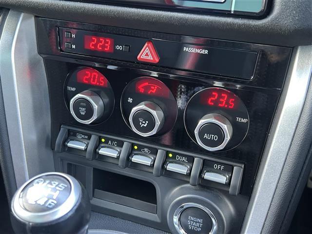 86 GT ブラックリミテッド ☆ワンオーナー☆6MT純正SDナビAMFMCDDVDBTフルセグTVバックカメラハーフレザーシートヒーターD席N席ETC前後ドラレコプッシュスタ(13枚目)