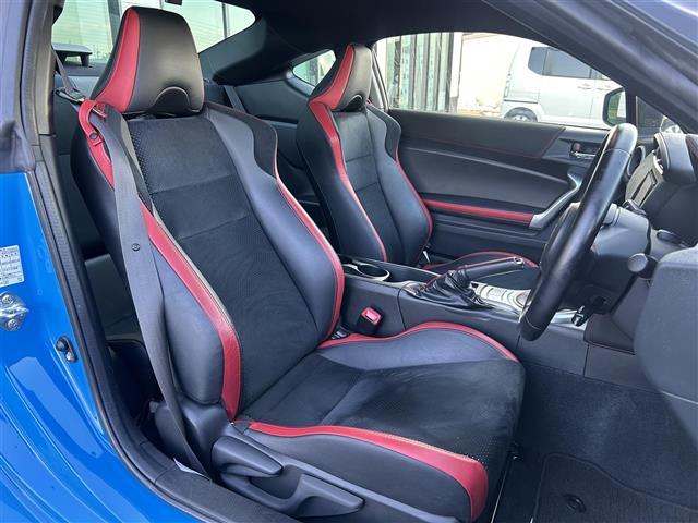 86 GT ブラックリミテッド ☆ワンオーナー☆6MT純正SDナビAMFMCDDVDBTフルセグTVバックカメラハーフレザーシートヒーターD席N席ETC前後ドラレコプッシュスタ(24枚目)