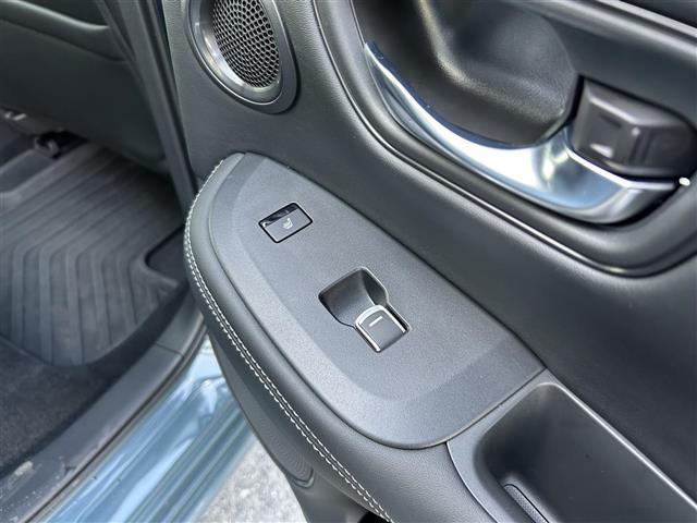 ZR-V Z 純正9インチワイドナビ(フルセグ/AppleCarPlay/AndroidAuto)マルチビューカメラシステム BOSEプレミアムサウンドシステム ホンダセンシング 衝突軽減ブレーキ(23枚目)