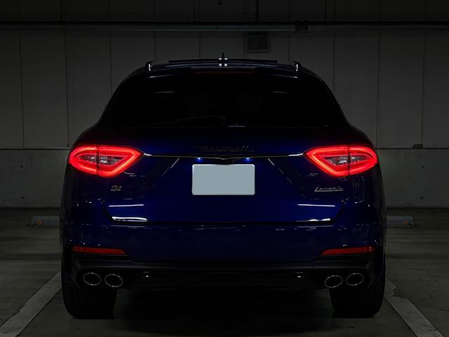 レヴァンテ グランスポーツ　パノラマＳＲ　ＶＯＳＳＥＮ２２インチＡＷ　イエローキャリパー　ローダウン　エアサス　スカイフックシステム　ＬＥＤヘッドライト　ブラウンレザー　ソフトクローズドア　アダプティブＣ　ＢＳＡ　ＣａｒＰｌａｙ（37枚目）