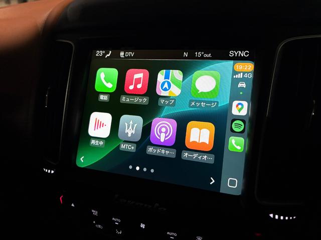 レヴァンテ グランスポーツ　パノラマＳＲ　ＶＯＳＳＥＮ２２インチＡＷ　イエローキャリパー　ローダウン　エアサス　スカイフックシステム　ＬＥＤヘッドライト　ブラウンレザー　ソフトクローズドア　アダプティブＣ　ＢＳＡ　ＣａｒＰｌａｙ（51枚目）