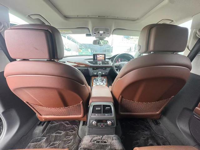 A7スポーツバック 3.0TFSIクワトロ 電動シート Bluetooth 4WD ETC ナビ パーキングアシスト リアエアコン レザーシート HDDナビ(15枚目)