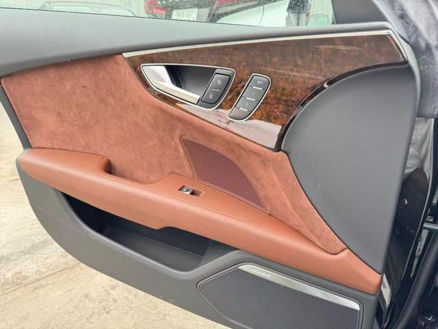 A7スポーツバック 3.0TFSIクワトロ 電動シート Bluetooth 4WD ETC ナビ パーキングアシスト リアエアコン レザーシート HDDナビ(22枚目)