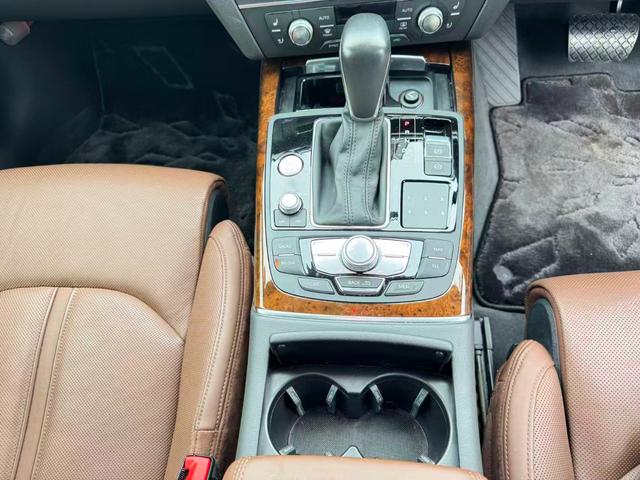 A7スポーツバック 3.0TFSIクワトロ 電動シート Bluetooth 4WD ETC ナビ パーキングアシスト リアエアコン レザーシート HDDナビ(35枚目)