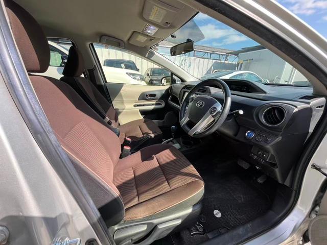 アクア G bluetooth デュアルエアバック I-STOP 衝突安全ボディ パワーウィンドウ ESC ATエアコン ABS パワーステアリング 運転席エアバッグ キーレススタートシステム ETC(12枚目)