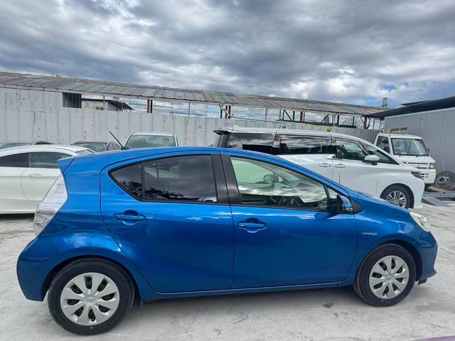 アクア S BLUETOOTH キーレスエントリ 安全ボディ オートエアコン デュアルエアバック ESC パワーウィンドウ SRS パワーステアリング ABS アイストップ(7枚目)