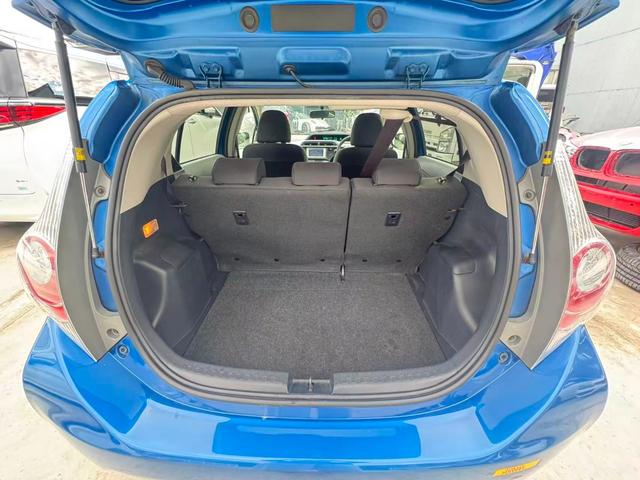 アクア S BLUETOOTH キーレスエントリ 安全ボディ オートエアコン デュアルエアバック ESC パワーウィンドウ SRS パワーステアリング ABS アイストップ(9枚目)