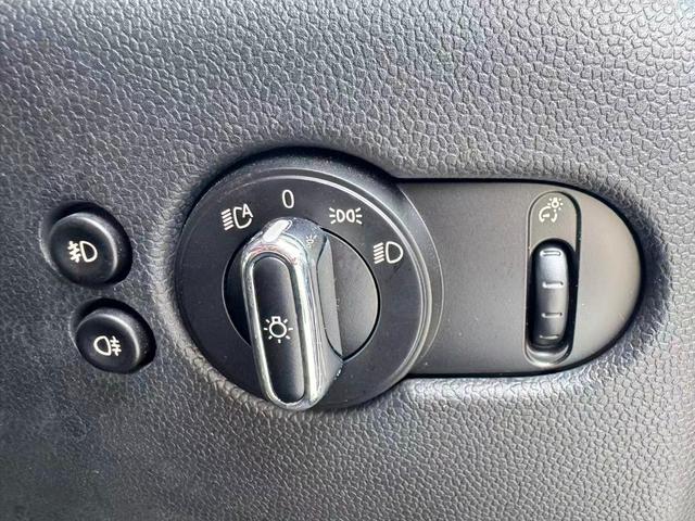 ＭＩＮＩ クーパー　ｂｌｕｅｔｏｏｔｈ　運転席エアバッグ　カーテンエアバッグ　ＰＷ　ＥＴＣ　ＡＢＳ　エアコン　盗難防止システム　パワーステアリング　運転席助手席エアバック（22枚目）