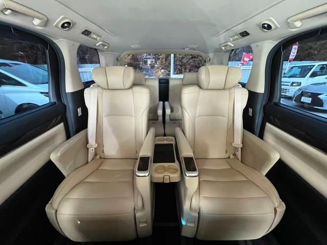 アルファードハイブリッド Ｇ　Ｆパッケージ（34枚目）