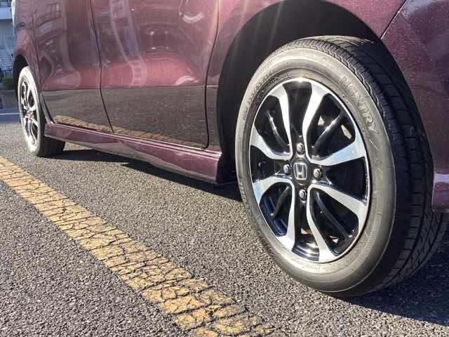 Ｎ－ＢＯＸカスタム Ｇ・Ｌホンダセンシング　ホンダセンシング　ギャザズメモリーナビ＆Ｒカメラ　電動スライドドア　サイドエアバック　ＥＴＣ　フルオートエアコン　地デジＴＶ　整備記録簿　助手席エアバッグ　キーレス　アイドリングＳＴ　スマ－トキ－（28枚目）