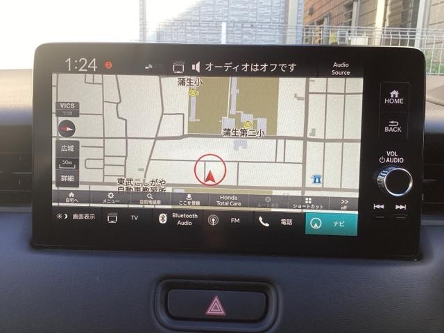 ヴェゼル e:HEVZ ホンダセンシング ホンダコネクトディスプレイ&マルチビューカメラ ドラレコ サイドエアバック ETC フルオートエアコン 盗難防止装置 Rカメラ 記録簿 フルセグテレビ スマ-トキ- Pセンサー 禁煙(6枚目)