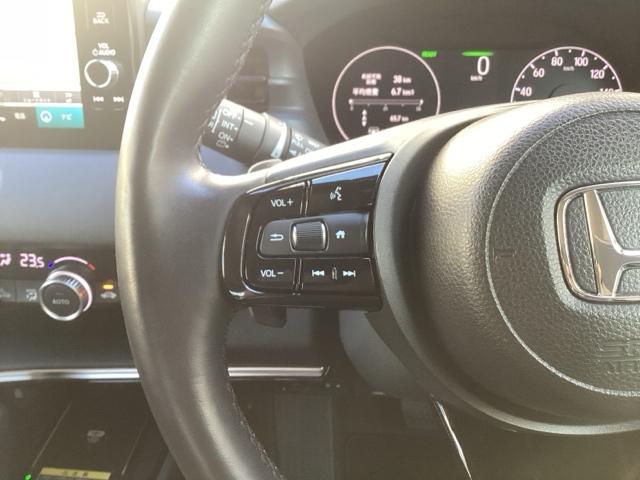 ヴェゼル e:HEVZ ホンダセンシング ホンダコネクトディスプレイ&マルチビューカメラ ドラレコ サイドエアバック ETC フルオートエアコン 盗難防止装置 Rカメラ 記録簿 フルセグテレビ スマ-トキ- Pセンサー 禁煙(14枚目)