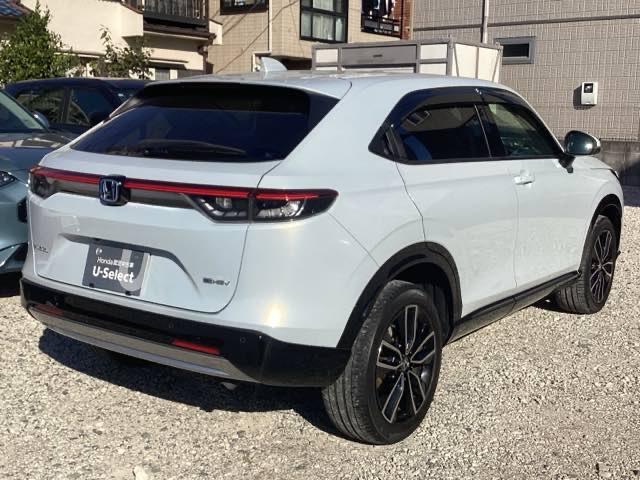 ヴェゼル e:HEVZ ホンダセンシング ホンダコネクトディスプレイ&マルチビューカメラ ドラレコ サイドエアバック ETC フルオートエアコン 盗難防止装置 Rカメラ 記録簿 フルセグテレビ スマ-トキ- Pセンサー 禁煙(39枚目)