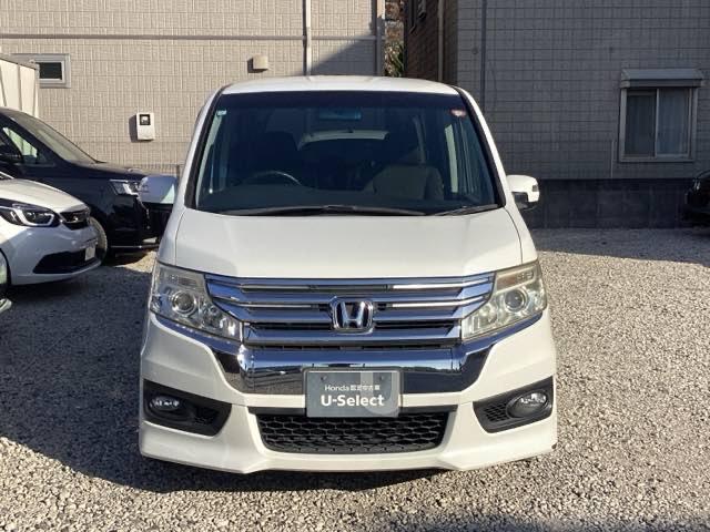 ステップワゴンスパーダ Ｚ　ワンオーナー、禁煙、ギャザスメモリーナビ＆Ｒカメラ、電動スライドドア、ＥＴＣ、フルオートエアコン　横滑防止　イモビ　地デジＴＶ　バックモニタ－　３列シ－ト　キーフリー　パワーウィンド　禁煙車両　１オナ（3枚目）