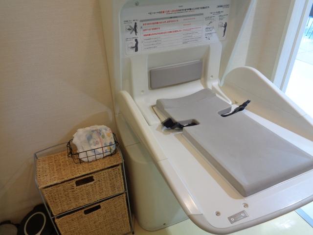 ステップワゴンスパーダ Ｚ　ワンオーナー、禁煙、ギャザスメモリーナビ＆Ｒカメラ、電動スライドドア、ＥＴＣ、フルオートエアコン　横滑防止　イモビ　地デジＴＶ　バックモニタ－　３列シ－ト　キーフリー　パワーウィンド　禁煙車両　１オナ（43枚目）