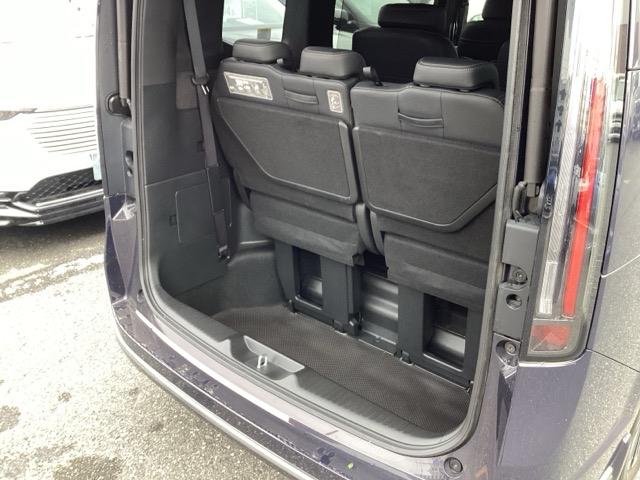 ステップワゴン ｅ：ＨＥＶスパーダプレミアムライン　雹害車　ホンダセンシング　ホンダコネクトナビ＆マルチビューカメラ　ドラレコ　動スライドドア　サイドエアバック　ＥＴＣ　フルオートエアコン　マルチカメラ　Ｐテールゲート　両側自動ドア　Ｆセグ　ＵＳＢ接続（38枚目）