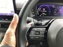 ｅ：ＨＥＶスパーダプレミアムライン　禁煙車　ホンダセンシング　１１．４インチホンダコネクトナビ＆マルチビューカメラ　ドラレコ　電動スライドドア　サイドエアバック　ＥＴＣ　ブラインドスポットインフォメーション　フルオートエアコン　Ｆセグ（25枚目）
