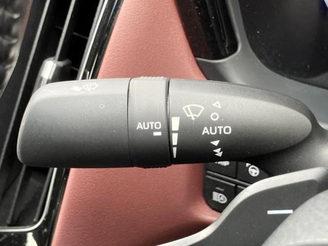 クラウンハイブリッド G 純正 SDナビ/衝突安全装置/シートヒーター/パノラミックビューモニター/車線逸脱防止支援システム/ヘッドランプ LED/Bluetooth接続/ETC/EBD付ABS/横滑り防止装置 全周囲カメラ(17枚目)