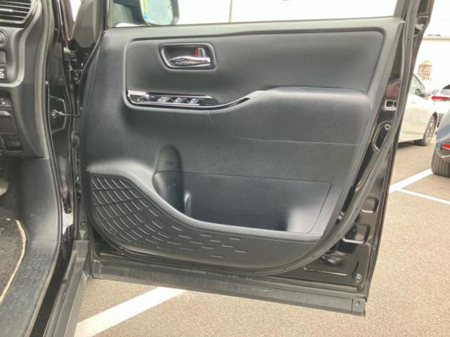 ヴォクシー ZSキラメキ モデリスタエアロ/純正 10インチ HDDナビ/フリップダウンモニター 純正 12.1インチ/トヨタセーフティセンス/両側電動スライドドア/パーキングアシスト バックガイド 衝突被害軽減システム(22枚目)