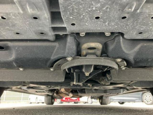 ヴォクシー ZSキラメキ モデリスタエアロ/純正 10インチ HDDナビ/フリップダウンモニター 純正 12.1インチ/トヨタセーフティセンス/両側電動スライドドア/パーキングアシスト バックガイド 衝突被害軽減システム(42枚目)