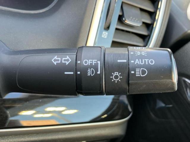 オデッセイハイブリッド ハイブリッドアブソルート・EXホンダセンシング 新品タイヤ/純正 9インチ SDナビ/フリップダウンモニター 純正 11インチ/ホンダセンシング/両側電動スライドドア/シートヒーター 前席/マルチビューカメラシステム/シート ハーフレザー 記録簿(16枚目)