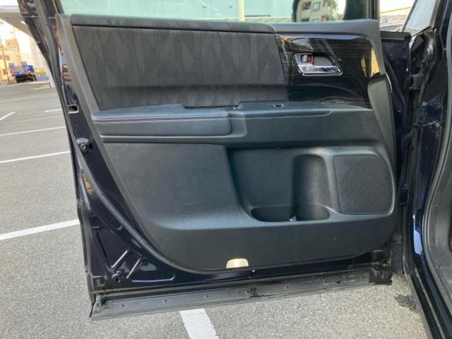 オデッセイハイブリッド ハイブリッドアブソルート・EXホンダセンシング 新品タイヤ/純正 9インチ SDナビ/フリップダウンモニター 純正 11インチ/ホンダセンシング/両側電動スライドドア/シートヒーター 前席/マルチビューカメラシステム/シート ハーフレザー 記録簿(24枚目)