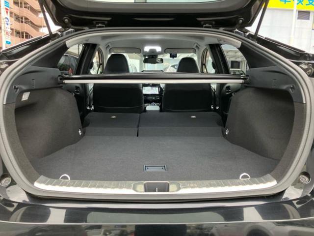 プリウス Aツーリングセレクション 純正 9インチ SDナビ/衝突安全装置/シートヒーター/車線逸脱防止支援システム/シート 合皮/パーキングアシスト 自動操舵/ヘッドランプ LED/Bluetooth接続/ETC 衝突被害軽減システム(19枚目)