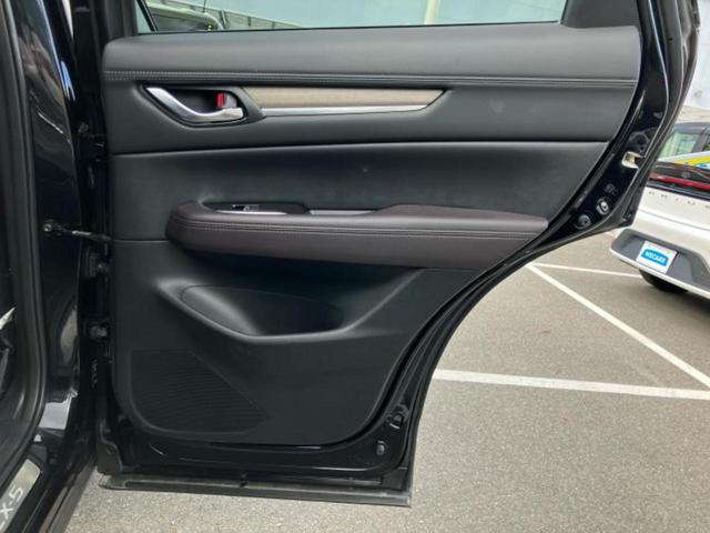 CX-5 4WD25Tエクスクルーシブモード BOSE/純正 SDナビ/衝突安全装置/シートヒーター/車線逸脱防止支援システム/シート フルレザー/電動バックドア/ドライブレコーダー 前後/ヘッドランプ LED/Bluetooth接続/ETC(21枚目)