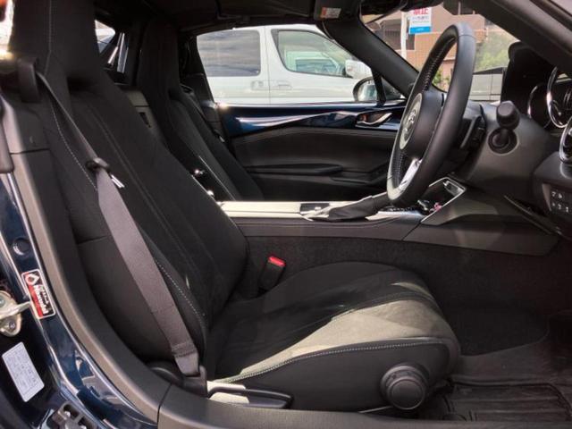 ロードスターRF S ディスプレイオーディオ/衝突安全装置/シートヒーター/車線逸脱防止支援システム/ヘッドランプ LED/Bluetooth接続/ETC/EBD付ABS/横滑り防止装置/アイドリングストップ 盗難防止装置(4枚目)