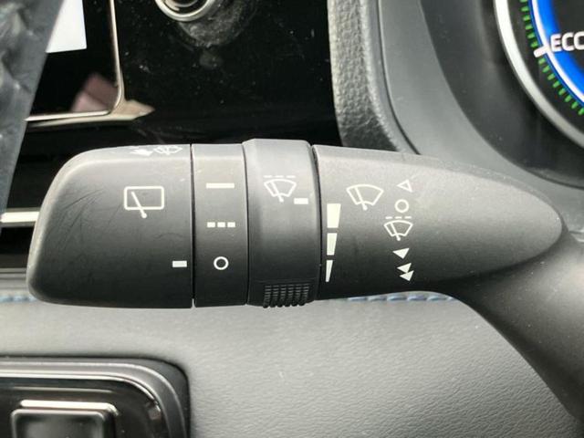 ヴォクシー ハイブリッドS-Z ディスプレイオーディオ+ナビ10.5インチ/フリップダウンモニター 純正 14インチ/トヨタセーフティセンス/両側電動スライドドア/シートヒーター 前席/シート ハーフレザー 衝突被害軽減システム(17枚目)