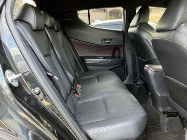 Ｃ－ＨＲ Ｇ　新品タイヤ／純正エアロ／社外　９インチ　ＳＤナビ／衝突安全装置／シートヒーター　前席／車線逸脱防止支援システム／シート　合皮／ヘッドランプ　ＬＥＤ／Ｂｌｕｅｔｏｏｔｈ接続／ＥＴＣ／ＥＢＤ付ＡＢＳ（5枚目）