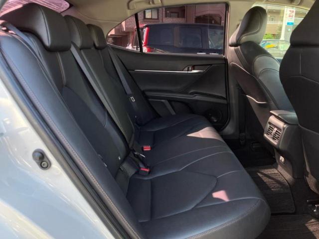 カムリ Ｇレザーパッケージ　新品タイヤ／ＪＢＬ／純正　ＳＤナビ／衝突安全装置／シートヒーター／車線逸脱防止支援システム／ヘッドランプ　ＬＥＤ／Ｂｌｕｅｔｏｏｔｈ接続／ＥＴＣ／ＥＢＤ付ＡＢＳ／横滑り防止装置　衝突被害軽減システム（5枚目）