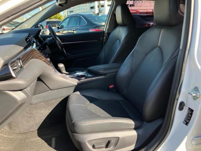 カムリ Ｇレザーパッケージ　新品タイヤ／ＪＢＬ／純正　ＳＤナビ／衝突安全装置／シートヒーター／車線逸脱防止支援システム／ヘッドランプ　ＬＥＤ／Ｂｌｕｅｔｏｏｔｈ接続／ＥＴＣ／ＥＢＤ付ＡＢＳ／横滑り防止装置　衝突被害軽減システム（6枚目）