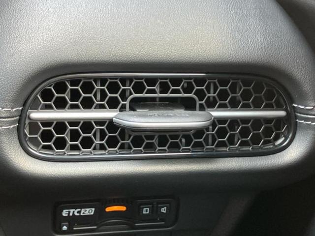 ZR-V eHEV Z 新品タイヤ/ディスプレイオーディオ+ナビ9インチ/衝突安全装置/シートヒーター/全方位モニター/車線逸脱防止支援システム/シート フルレザー/電動バックドア/ヘッドランプ LED 革シート 電動シート(31枚目)