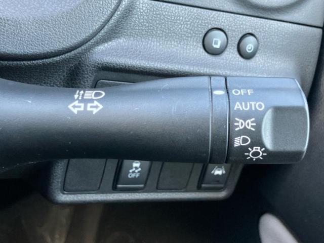 ノート ｅパワーＸ　Ｖセレクション　新品タイヤ／保証書／純正　ＳＤナビ／インテリジェントルームミラー／衝突安全装置／全方位モニター／車線逸脱防止支援システム／ドライブレコーダー　純正／ヘッドランプ　ＬＥＤ／Ｂｌｕｅｔｏｏｔｈ接続　ＥＴＣ（15枚目）