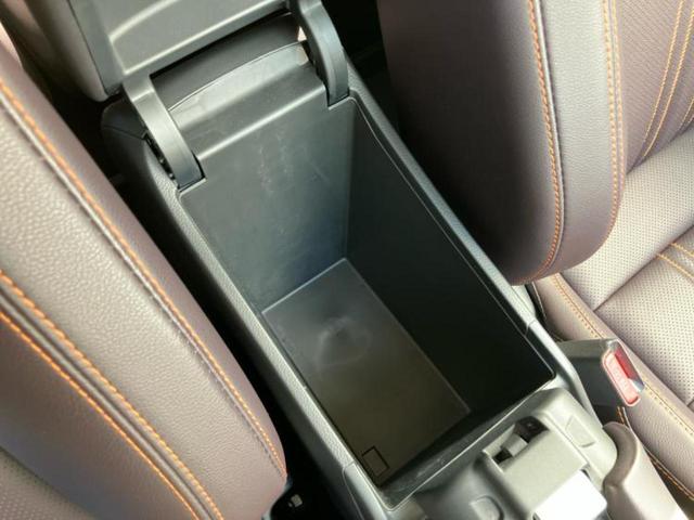 ZR-V eHEV Z 新品タイヤ/ディスプレイオーディオ+ナビ/衝突安全装置/シートヒーター/全方位モニター/車線逸脱防止支援システム/シート 合皮/電動バックドア/ヘッドランプ LED/Bluetooth接続 電動シート(33枚目)