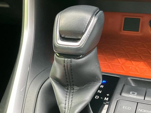 ＲＡＶ４ ４ＷＤアドベンチャー　新品タイヤ／保証書／純正　９インチ　ＳＤナビ／衝突安全装置／エアーシート　前席／車線逸脱防止支援システム／シート　合皮／ヘッドランプ　ＬＥＤ／Ｂｌｕｅｔｏｏｔｈ接続／ＥＴＣ／ＥＢＤ付ＡＢＳ　４ＷＤ（18枚目）