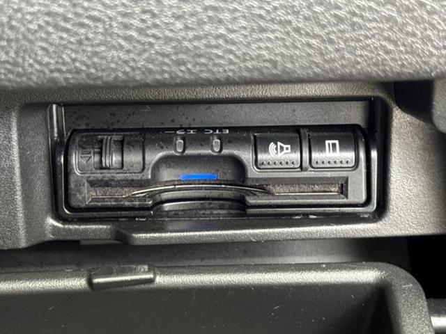 セレナ eパワーハイウェイスターV 純正 9インチ SDナビ/衝突安全装置/両側電動スライドドア/車線逸脱防止支援システム/ヘッドランプ LED/ETC/EBD付ABS/横滑り防止装置/アイドリングストップ/フルセグTV レーンアシスト(18枚目)